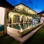Cometa Villas Seminyak